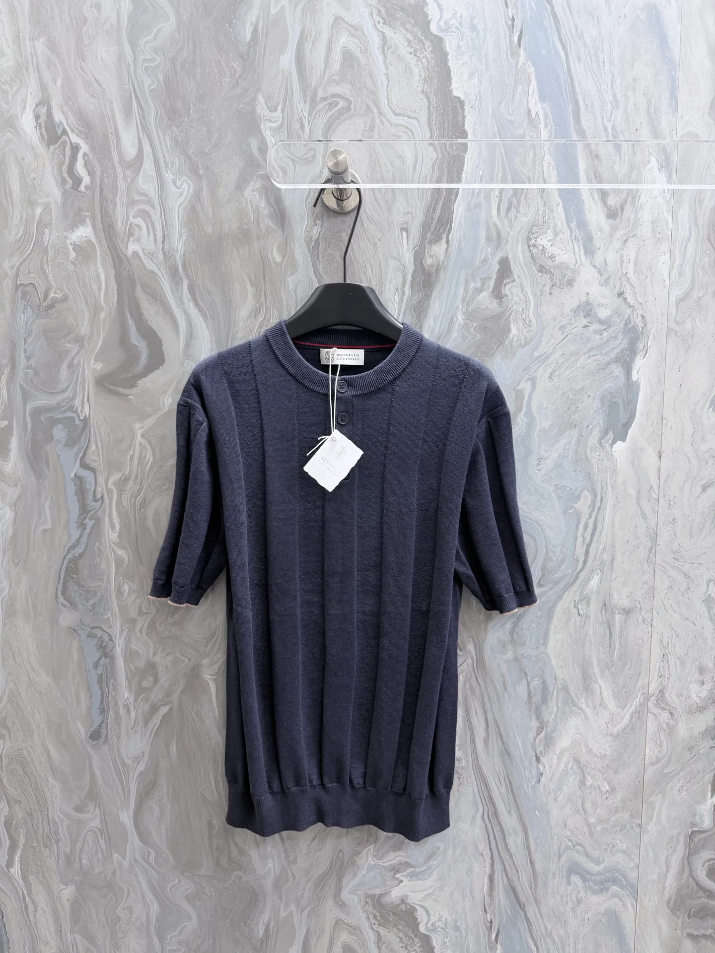 BC 26New Arrival ribbed round neck color-blocked striped short-sleeved T-shirt men's high version. Size: S.M.L.XL.